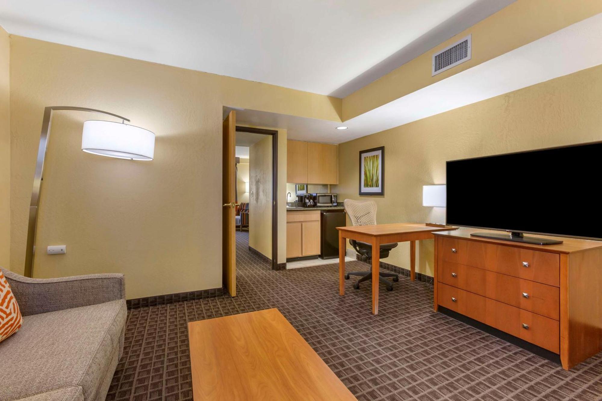 Best Western Plus Scottsdale Thunderbird Suites Luaran gambar