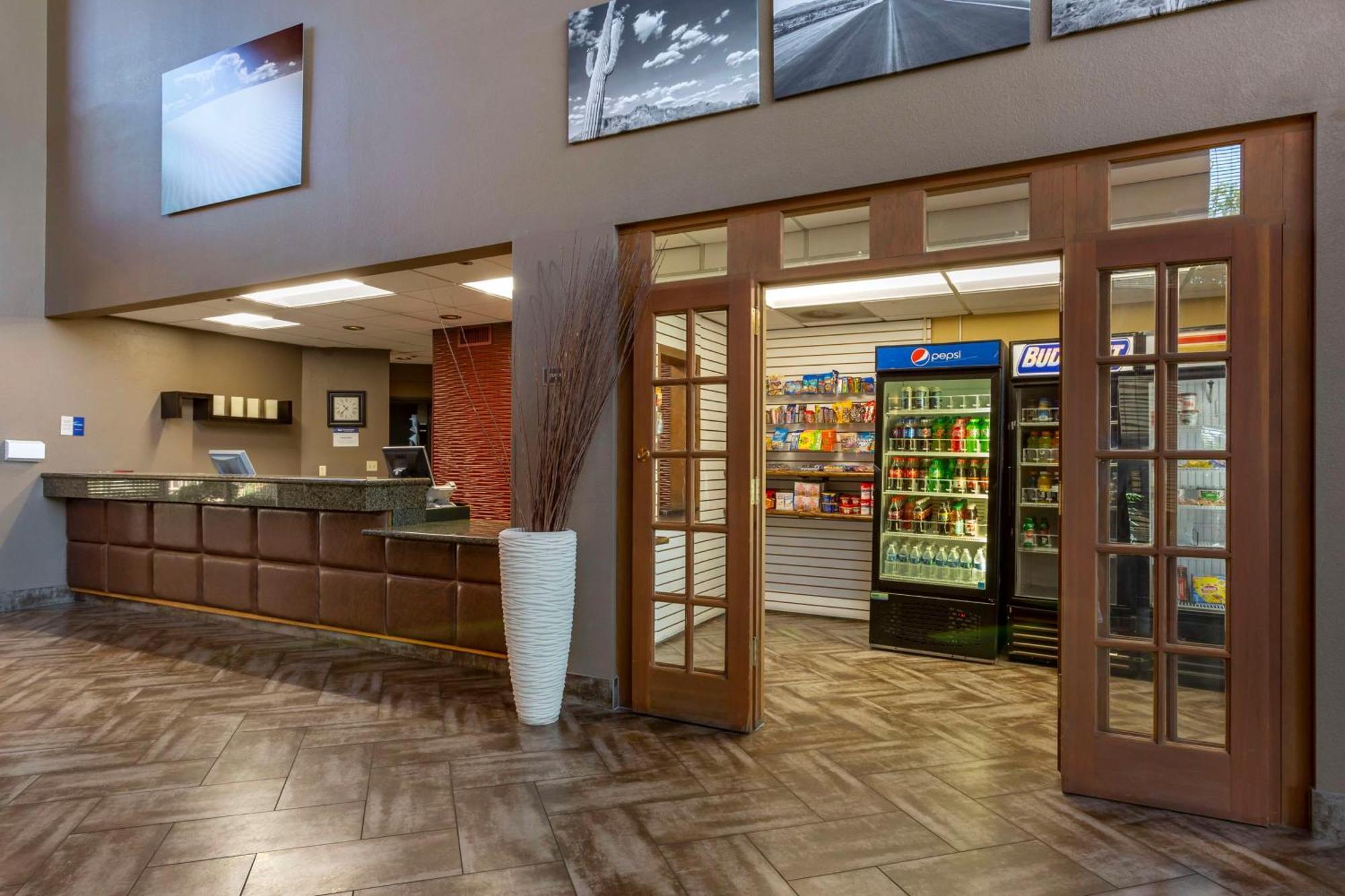 Best Western Plus Scottsdale Thunderbird Suites Luaran gambar