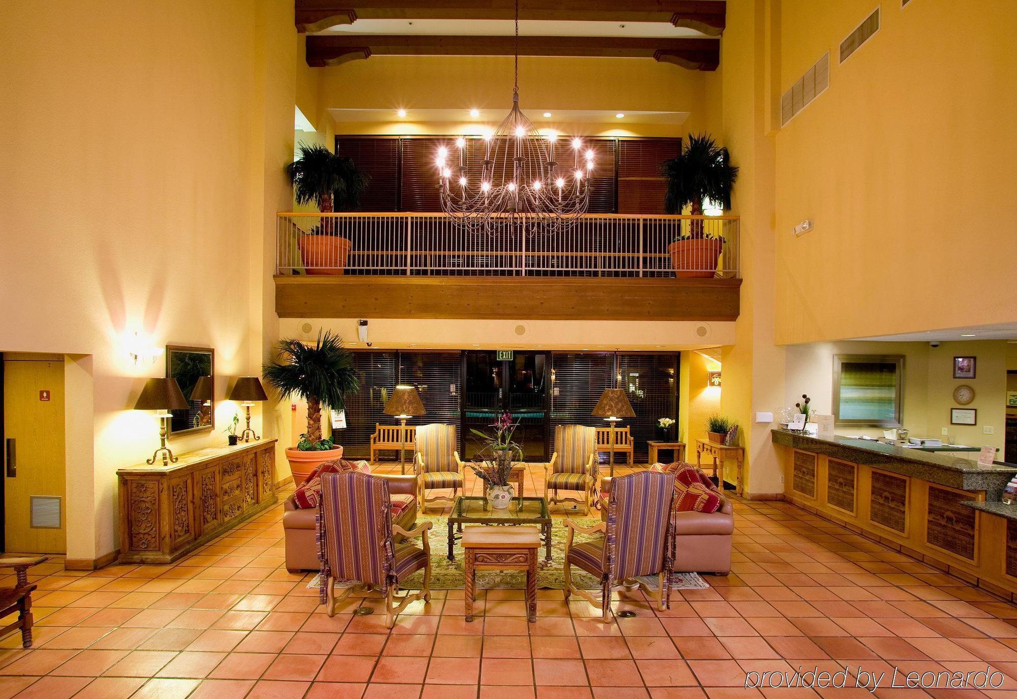 Best Western Plus Scottsdale Thunderbird Suites Dalaman gambar